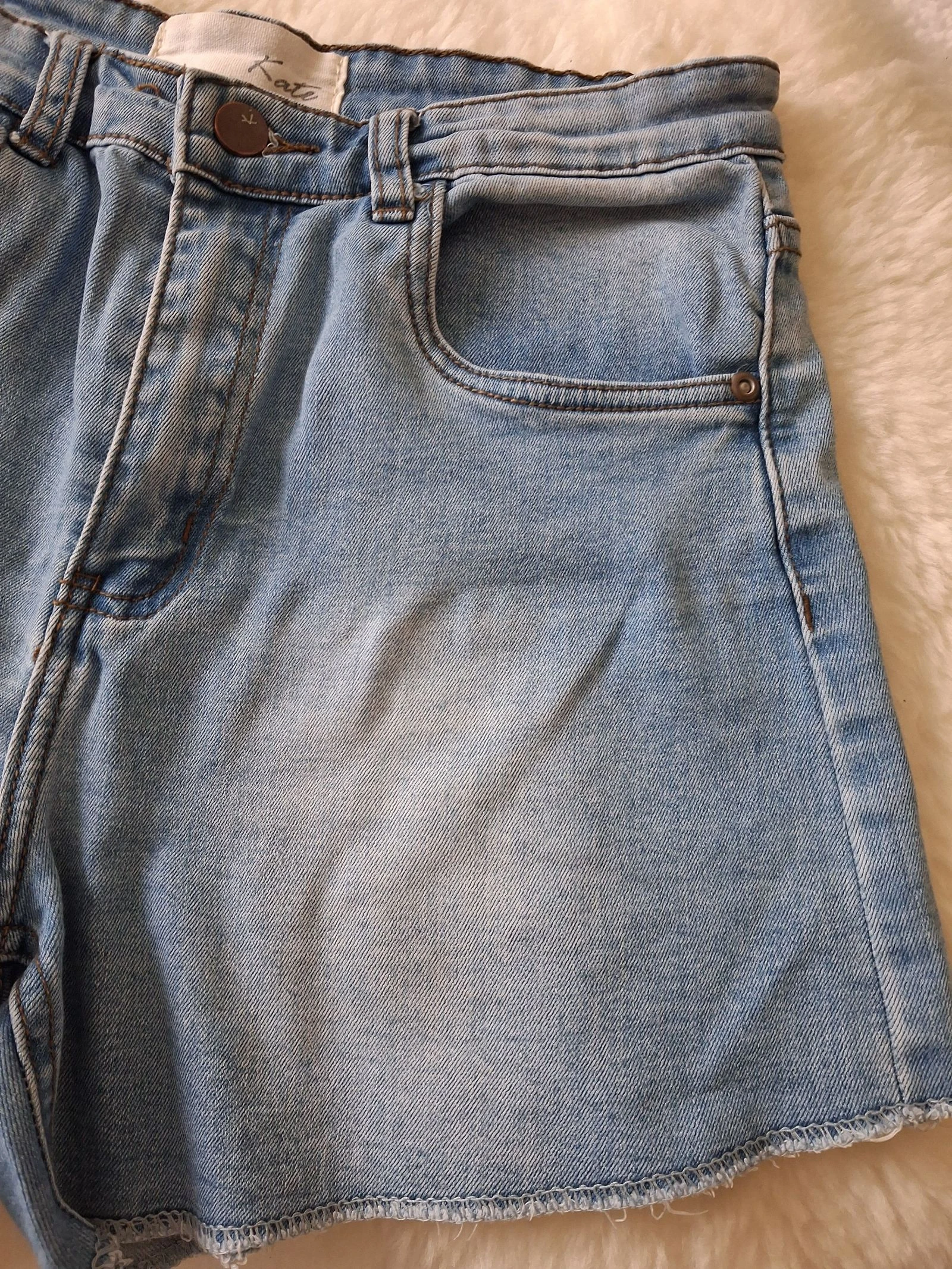 Mooie jeansshort maat 40 – photo 4